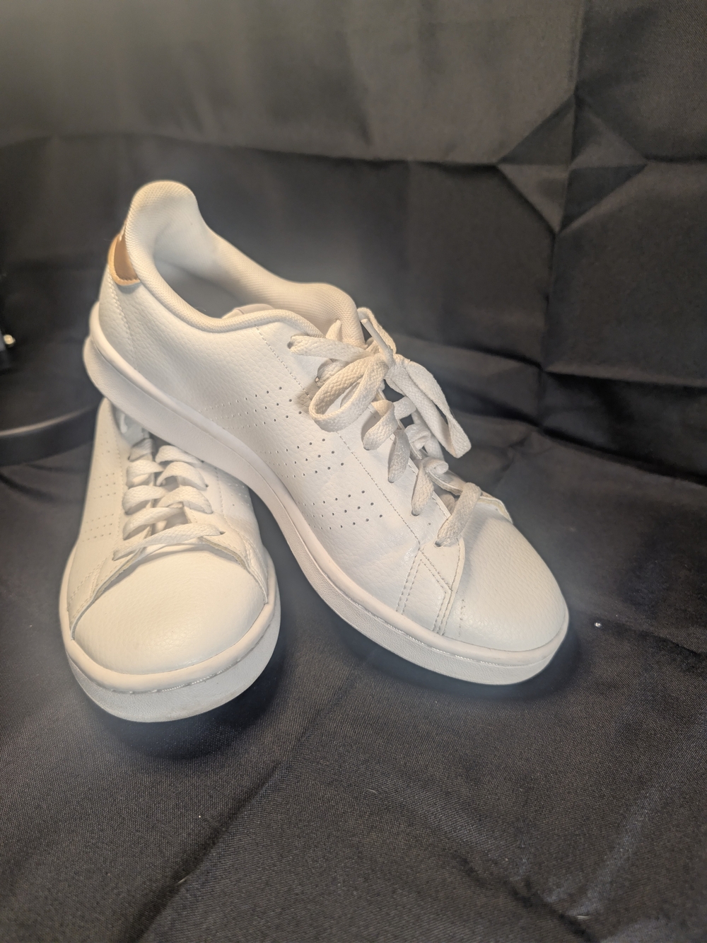 Women's Adidas Advantage Court Shoes Sz.9